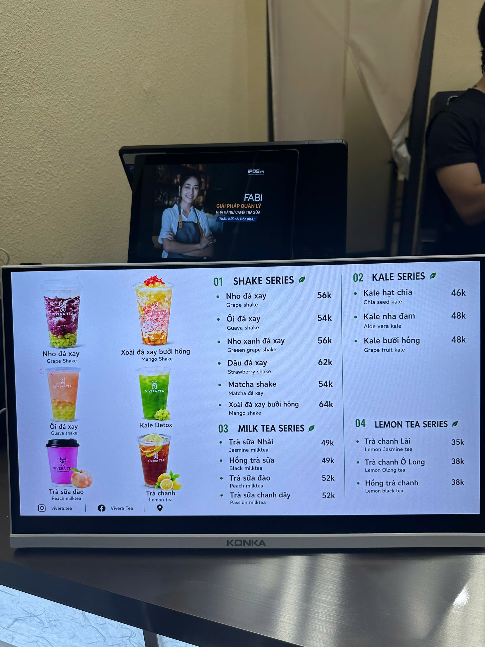 Vivera Tea 메뉴판과 쉐이크 케일 밀크티 레몬티 가격