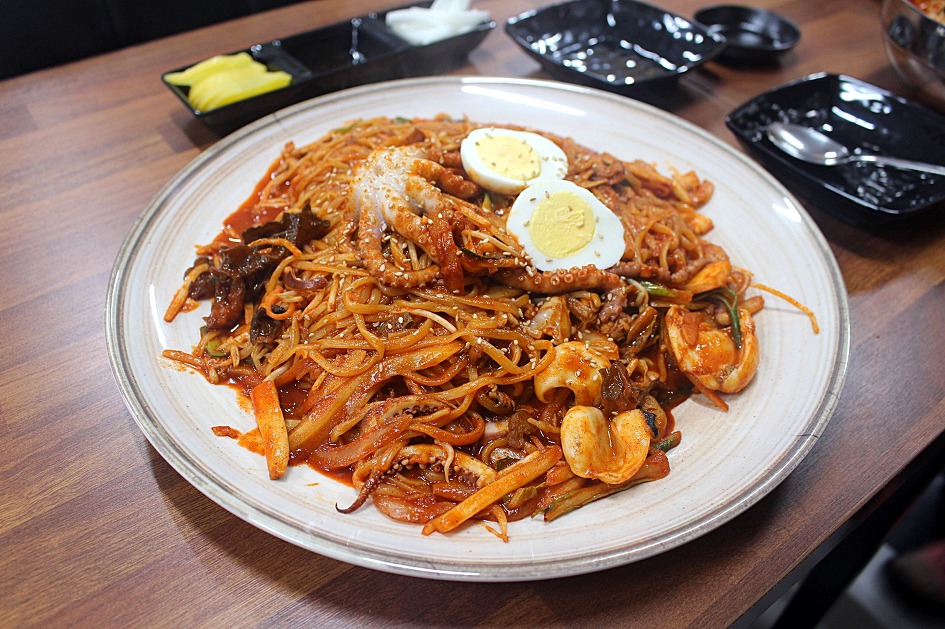 Eddie's (District 1) New York Deli & Diner 대표 사진